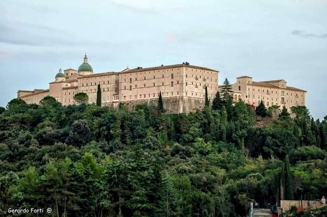 Casa Vacanze "Pietra Viva" Castelnuovo Parano Exterior photo
