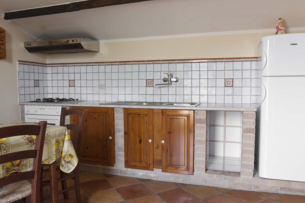 Casa Vacanze "Pietra Viva" Castelnuovo Parano Room photo