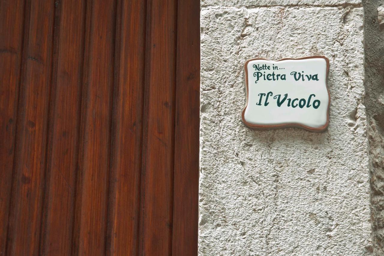 Casa Vacanze "Pietra Viva" Castelnuovo Parano Exterior photo